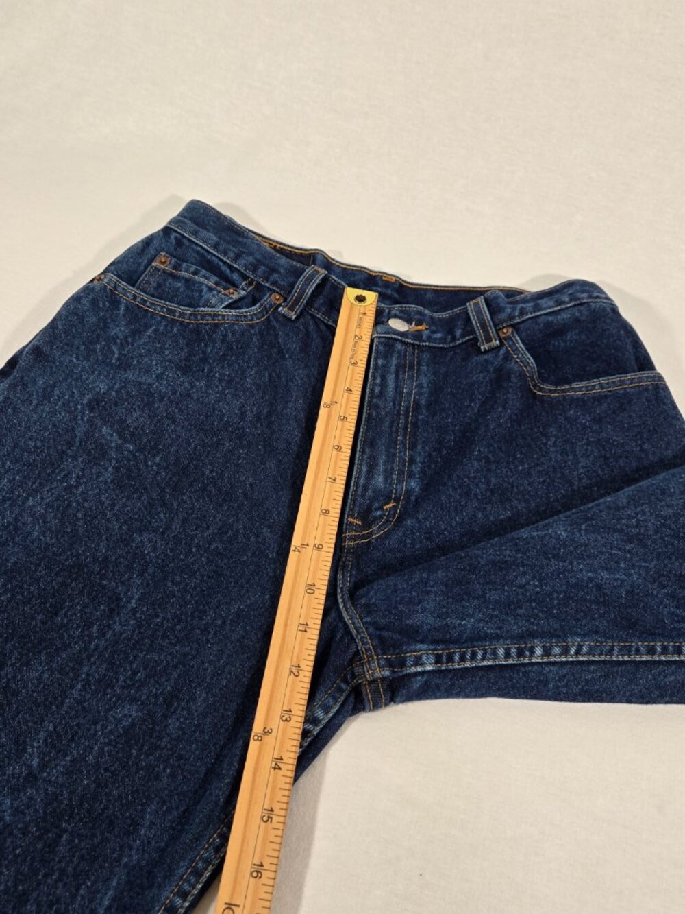U.S.A. Vintage LEVI'S 550 High Rise Tapered Leg Iconic "Mom Jeans" Size MISS 10. - Picture 16 of 17